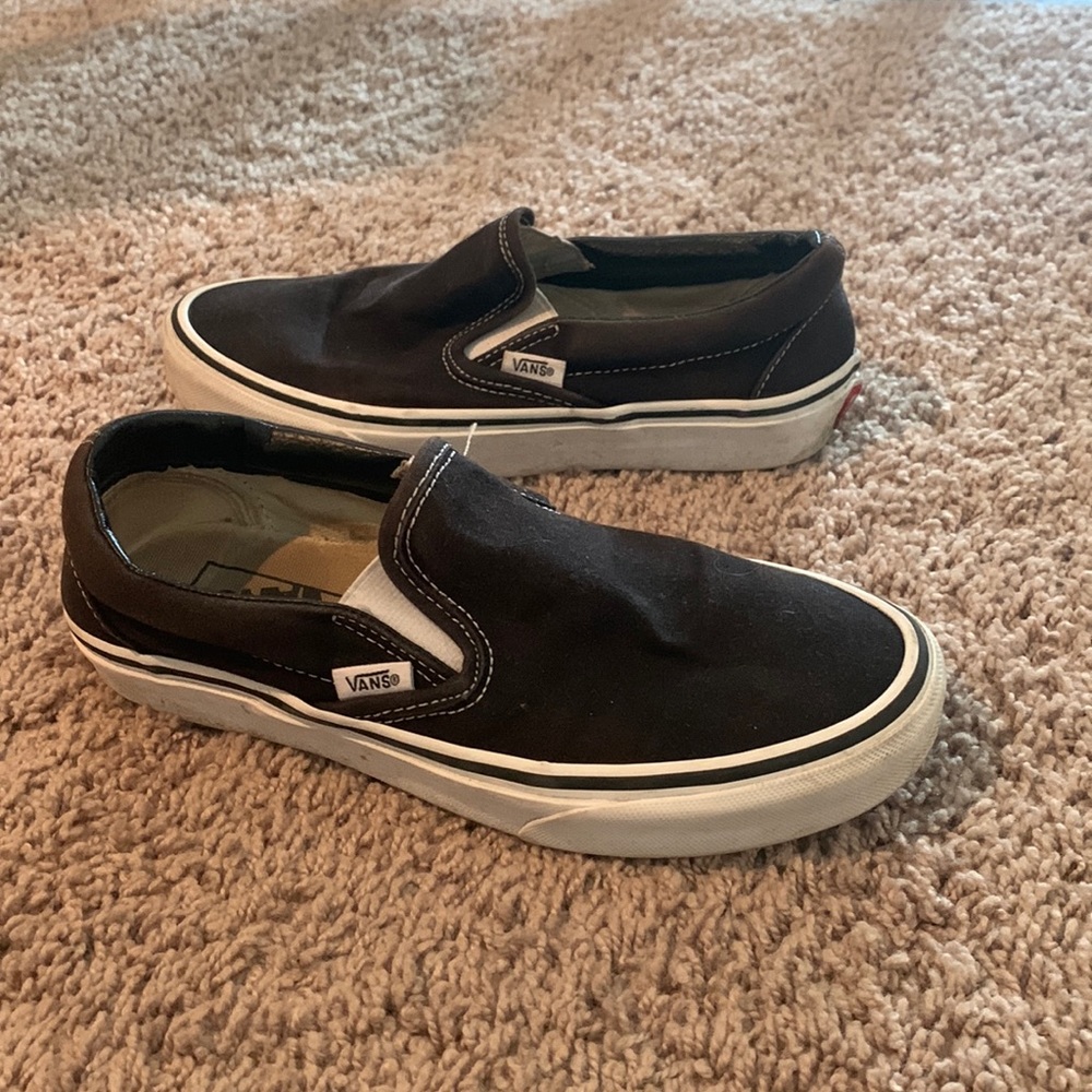 Unisex black vans in good condition.